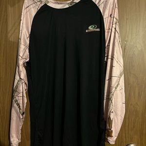 Mossy oak shirt